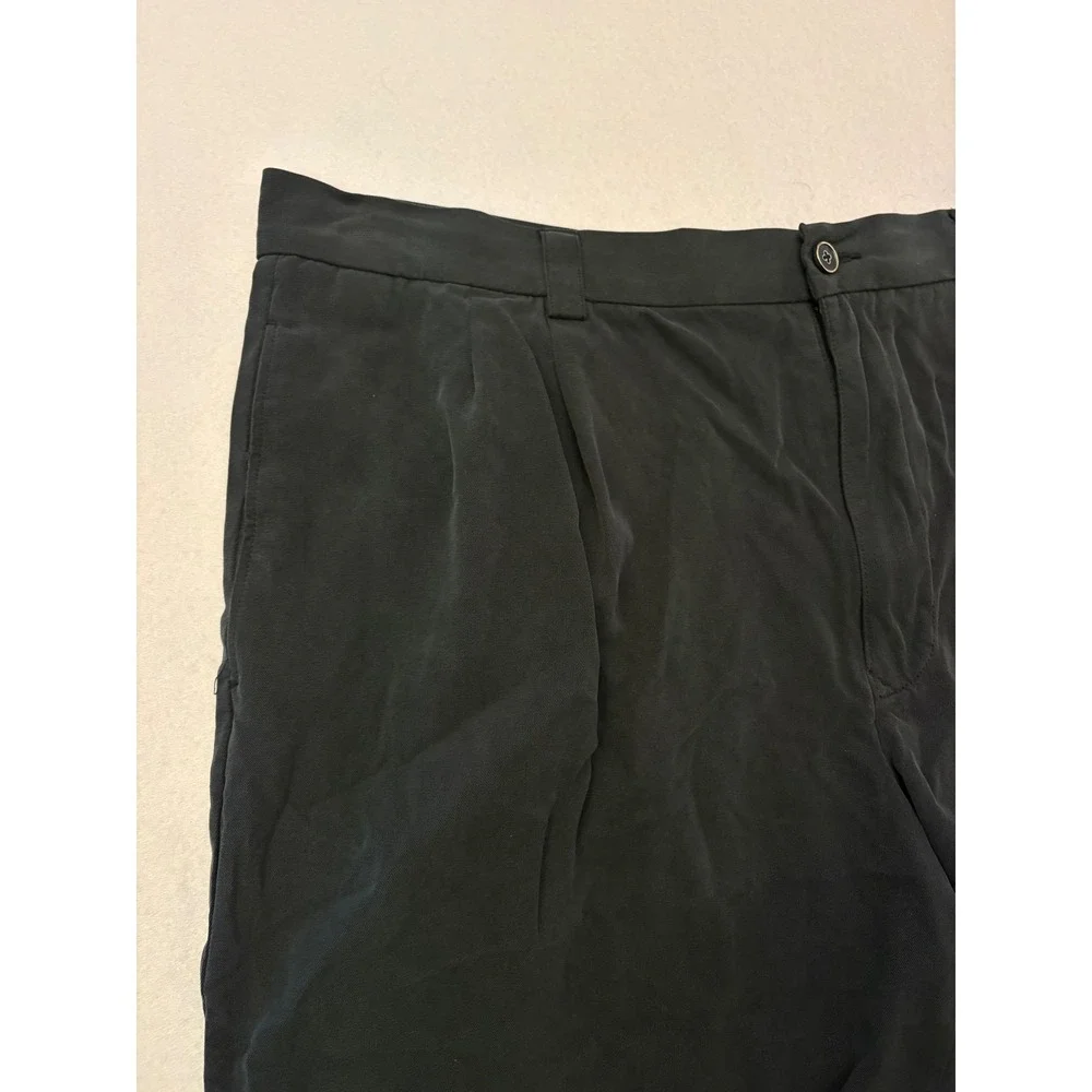 Tommy Bahama Relax Mens Black 100% Silk Pleated Front Casual Shorts Size 38